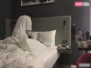 黑丝豹纹00后灌多玩游戏被小伙563ade