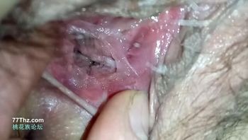 刚刚买的迷奸水就把暗恋的美女同事迷晕尽情玩弄迷操迷奸视频