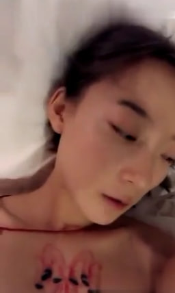 极品刺青萌妹子和男友酒店啪啪男友心疼她射她一嘴豆浆给她补补身