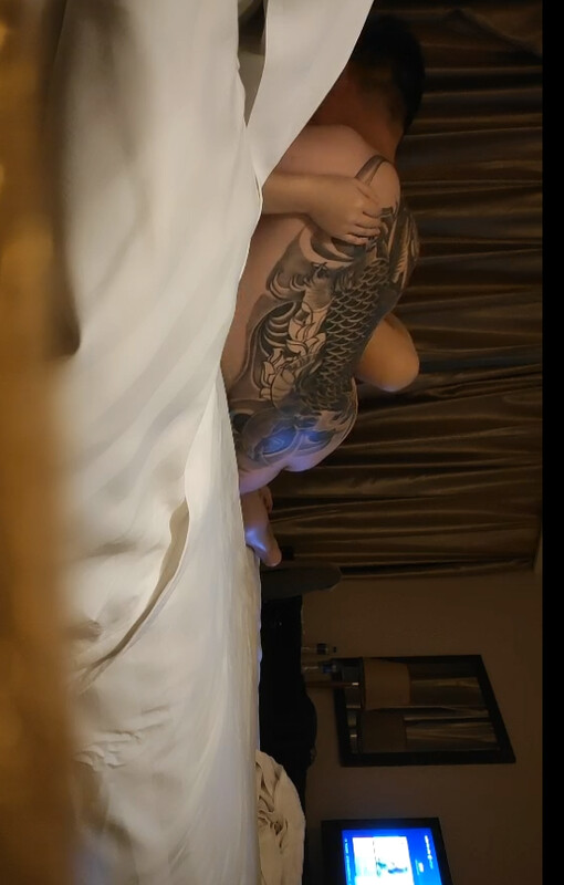 新人商K探花带小少妇回酒店啪啪舔穴达人进击鲍鱼